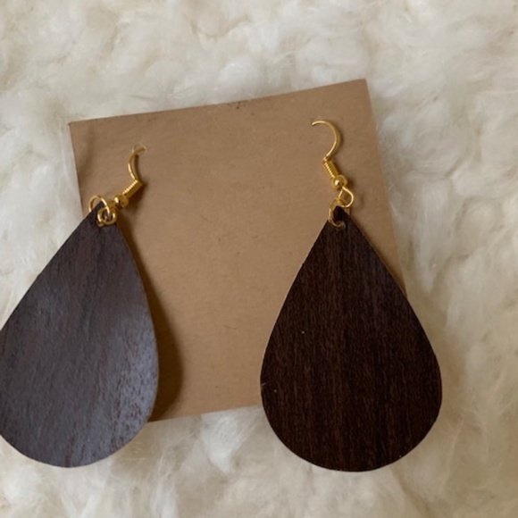 Wood You Care Earrings - Picture 4 of 5